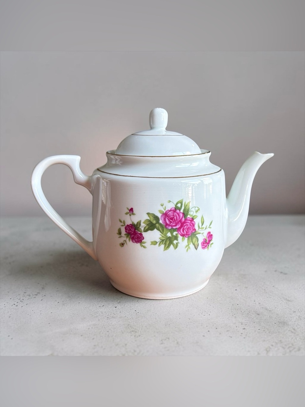 Vintage Porcelain Teapot, Pink Roses Gold Trim, Cottagecore Tea Decor (4 Cup)